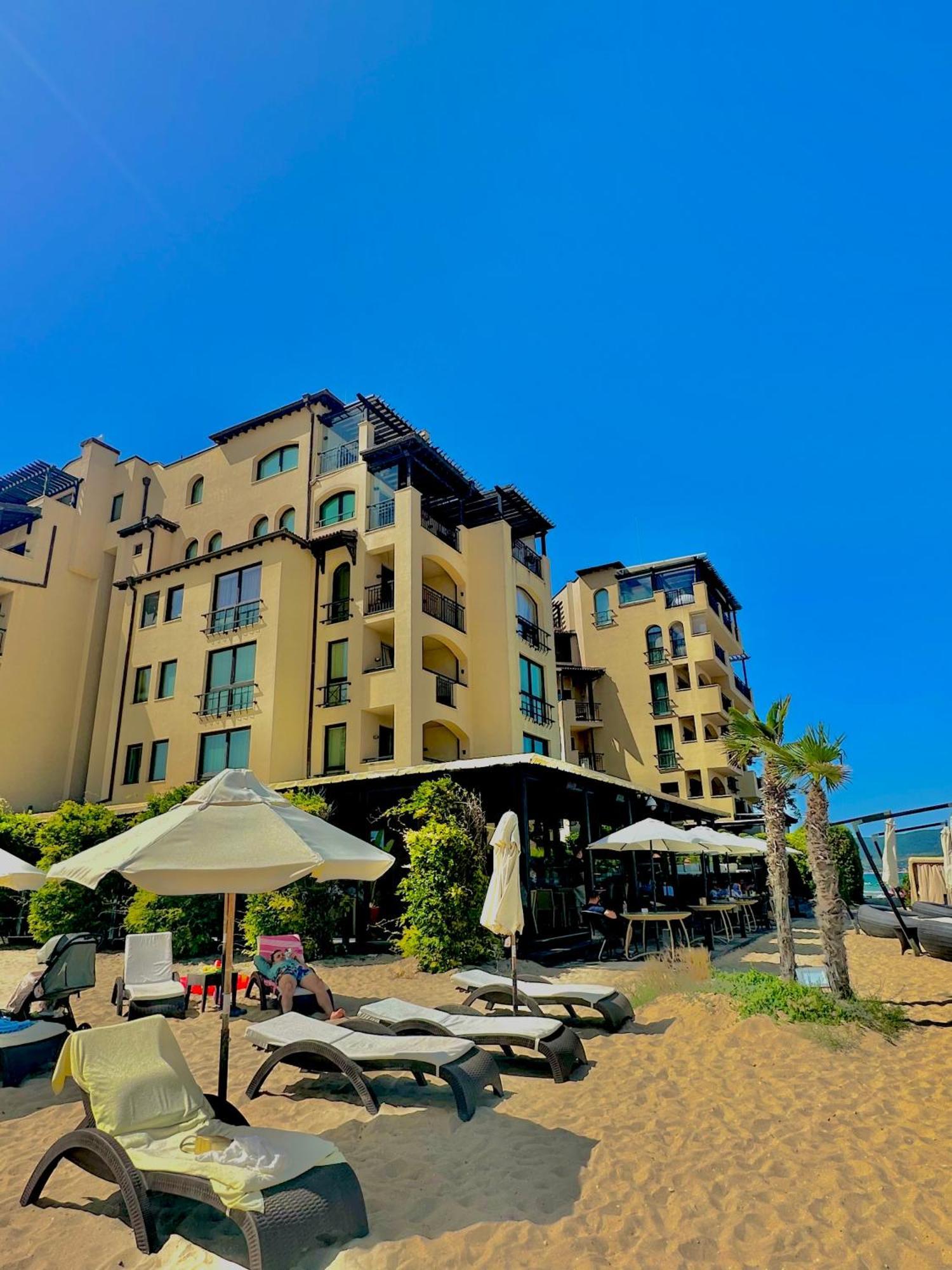 Aparthotel Oazis Vip Club